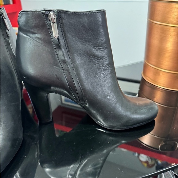 Sam Edelman Black booties - Picture 2 of 8